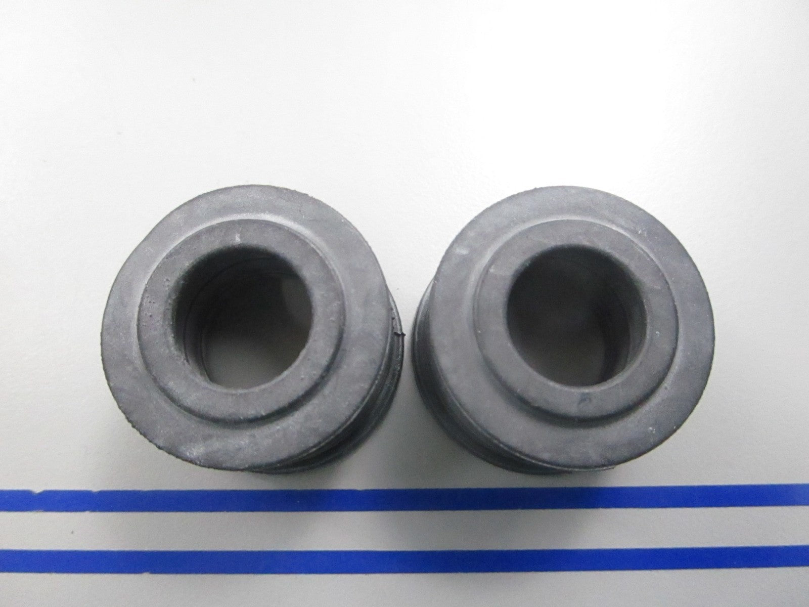NEW OEM (LOT OF 2) 8M0001457 Mercury Quicksilver Seal 0810