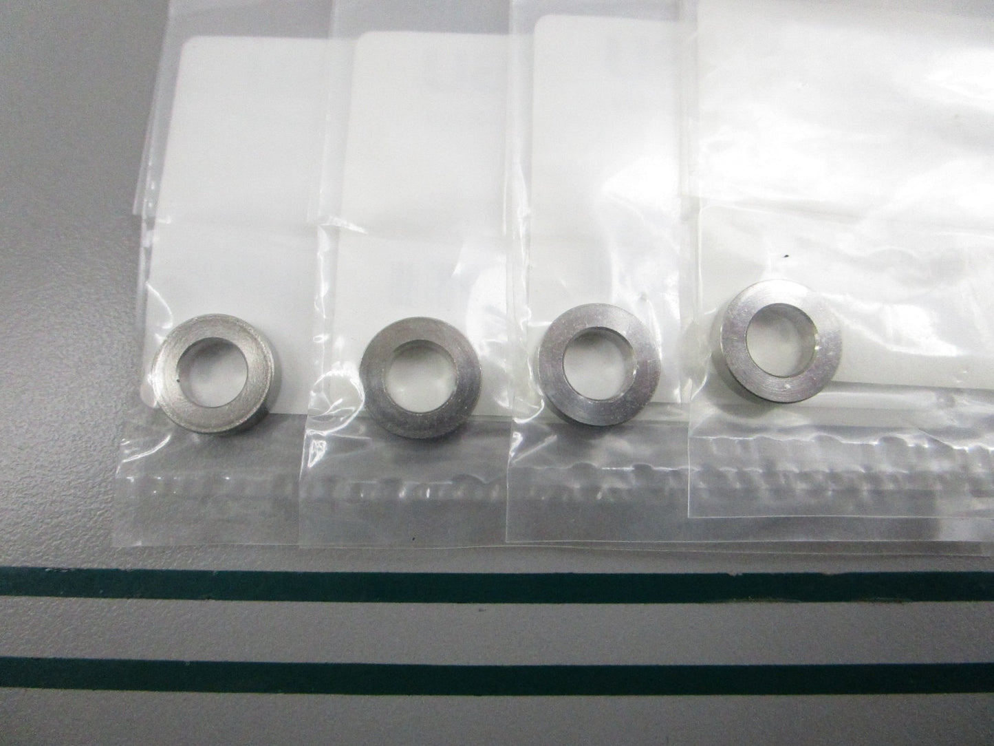 NEW OEM (LOT OF 4) 3T5-10153-0 3T5101530 Tohatsu Collar 0810