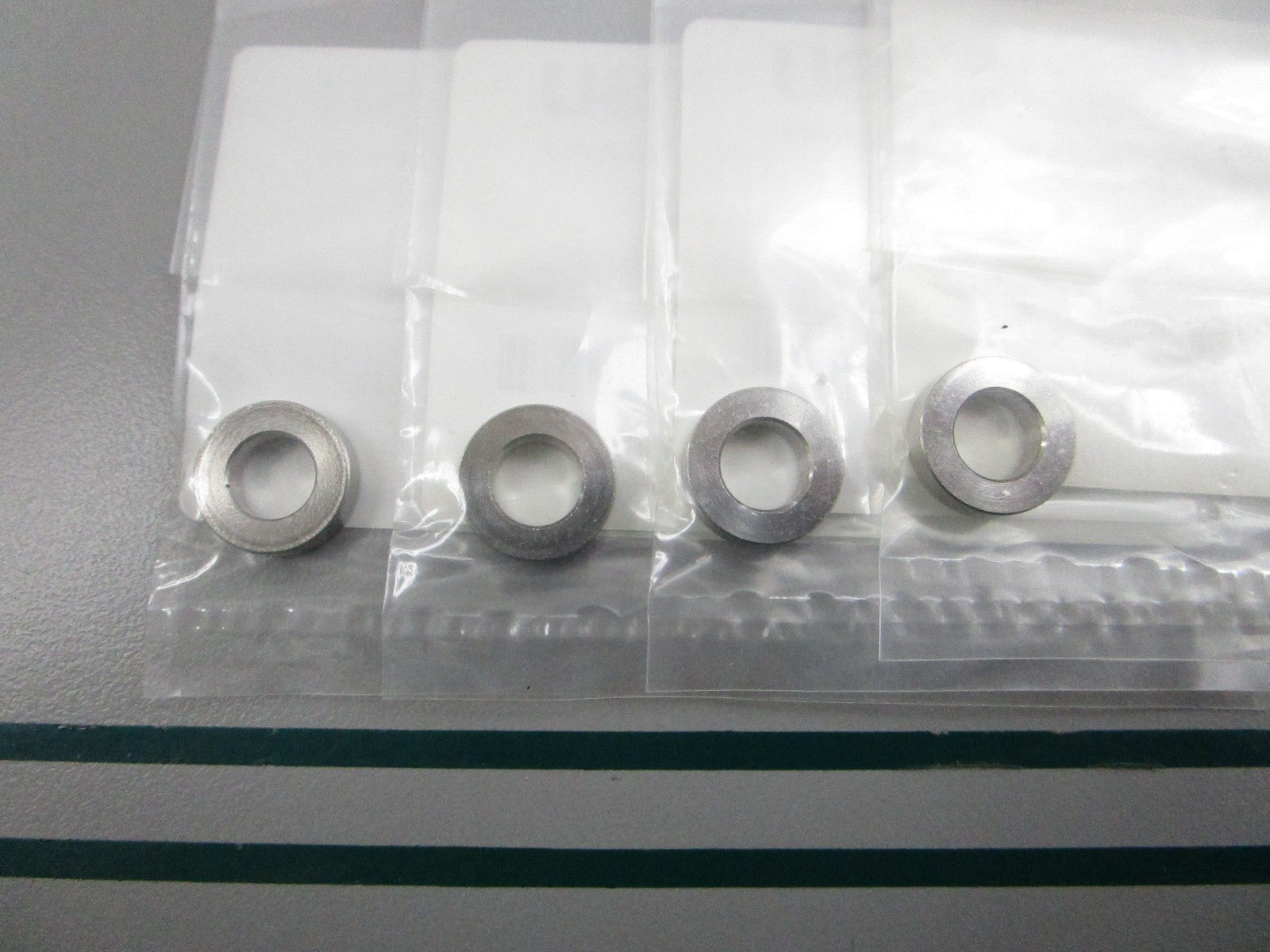 NEW OEM (LOT OF 4) 3T5-10153-0 3T5101530 Tohatsu Collar 0810