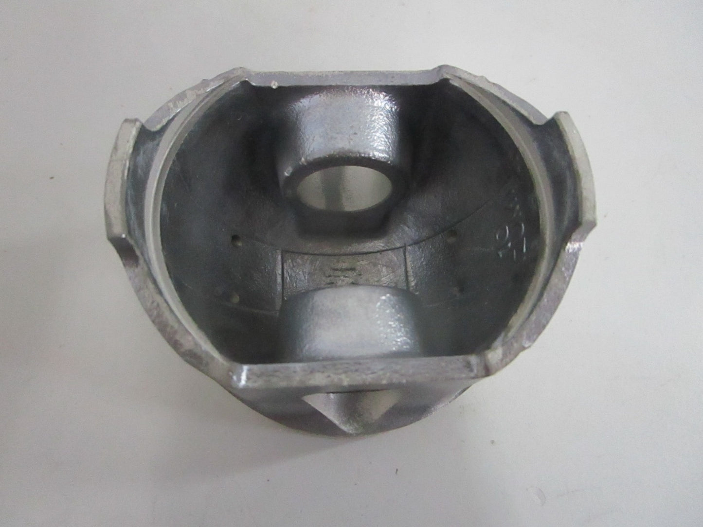 NEW OEM 185-2434 Onan Piston 0820