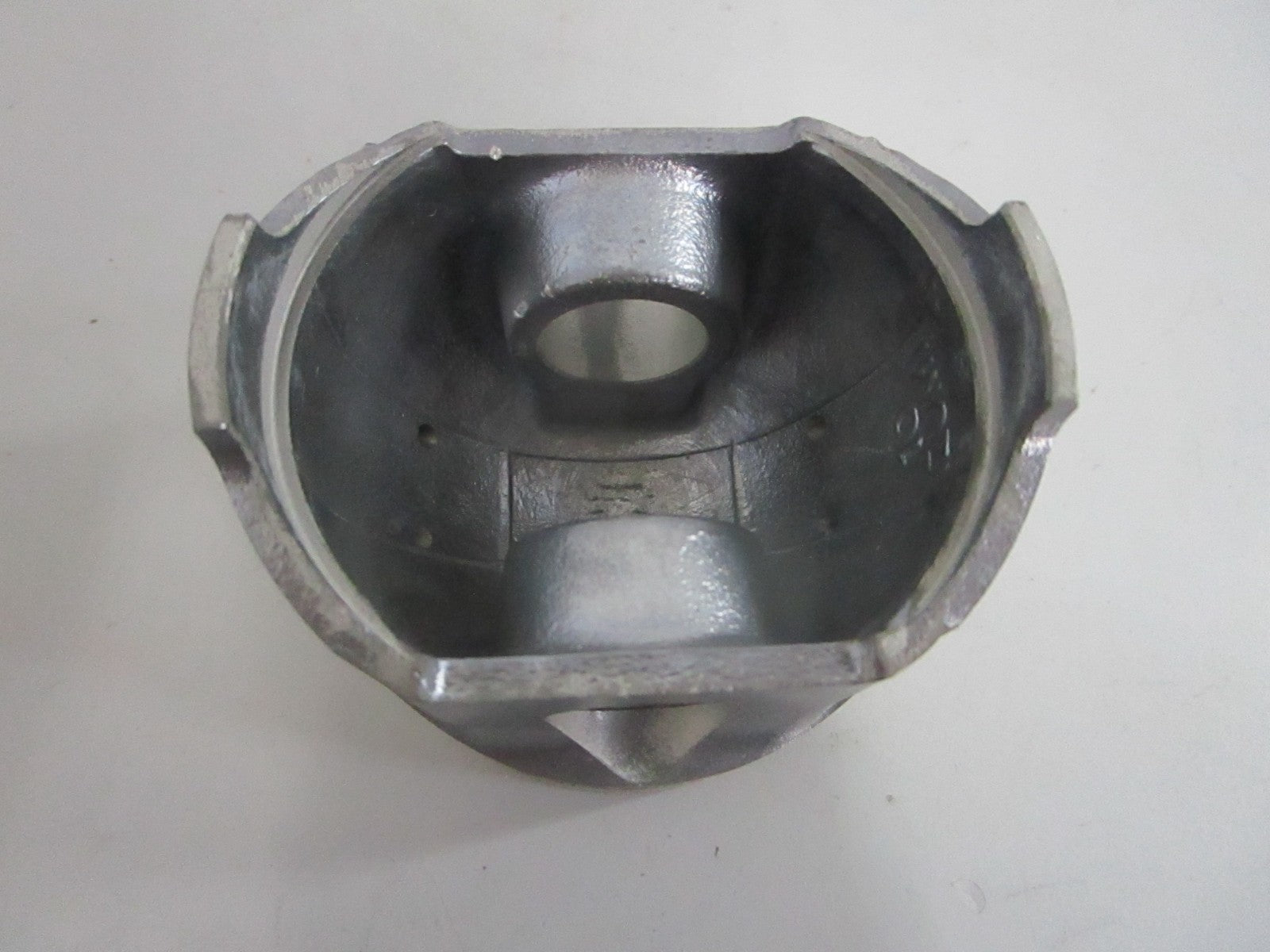 NEW OEM 185-2434 Onan Piston 0820