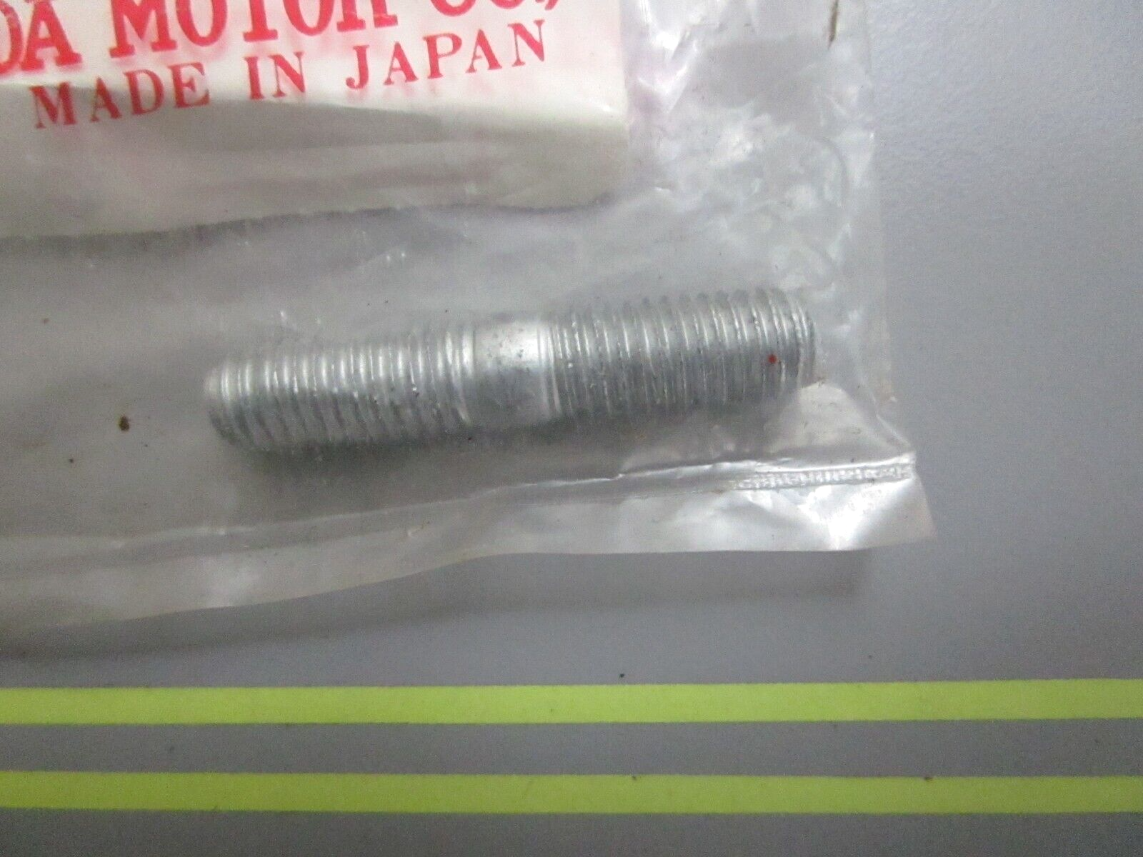 *NEW OEM* 0810 Honda Stud 90005-HA0-003
