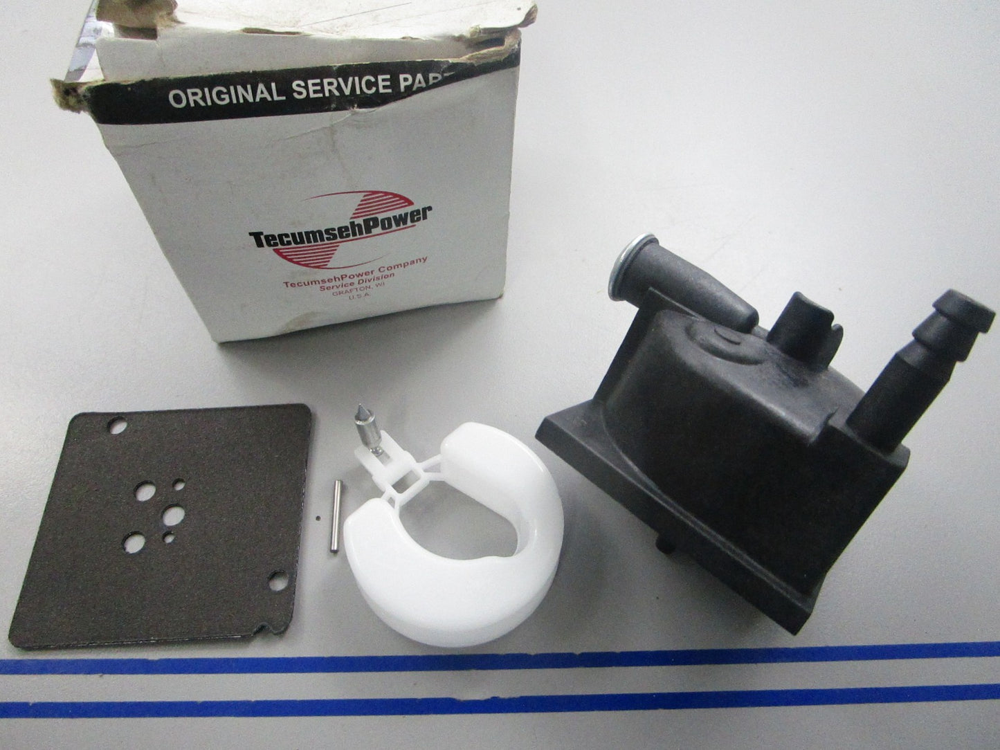 NEW OEM 730649 Tecumseh Float Bowl Kit 0810