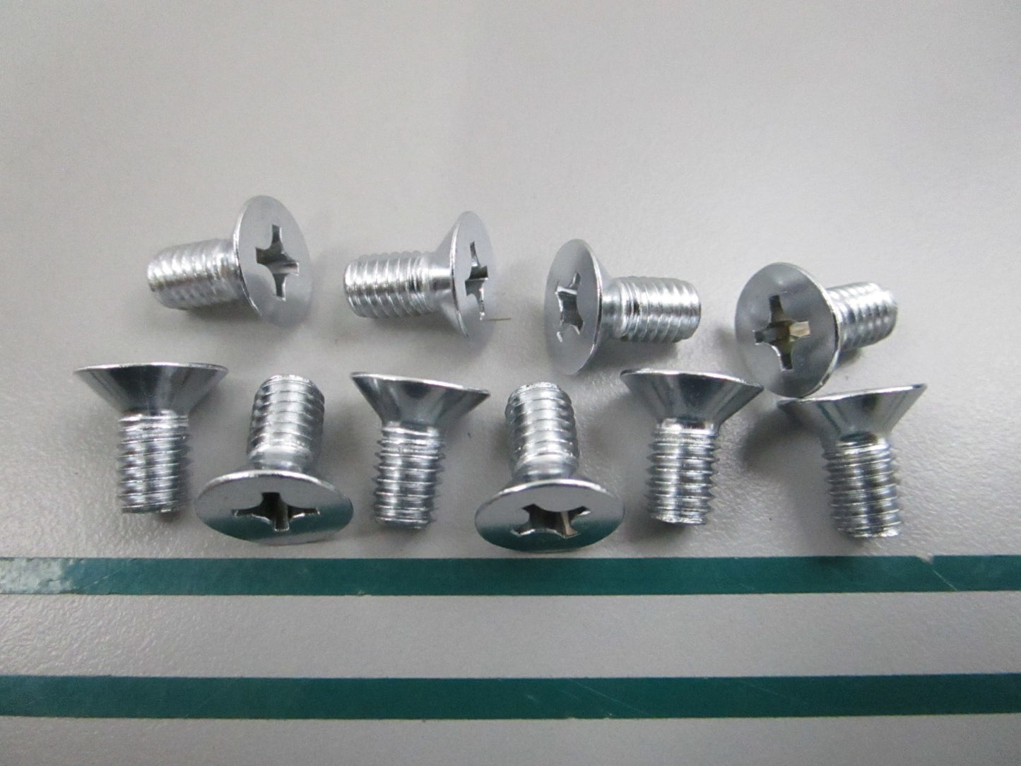NEW OEM (LOT OF 10) 92703-06012 Yamaha Flat Head Screw 0810