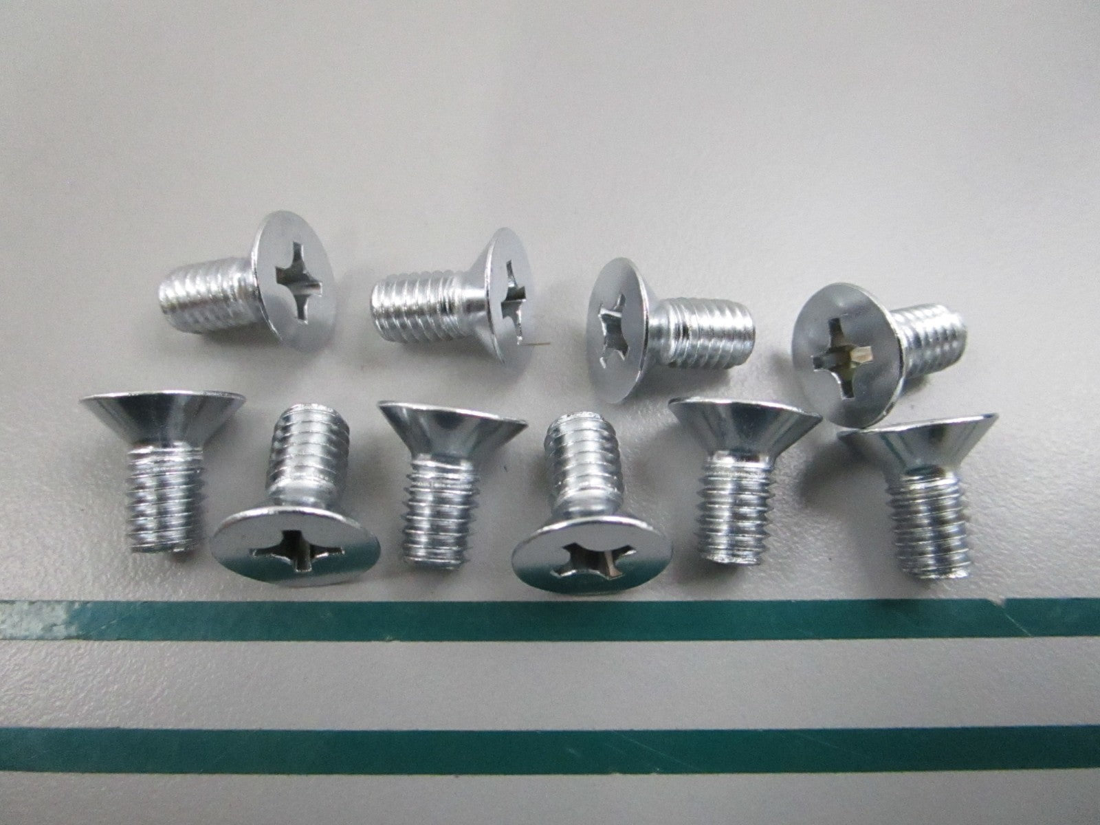 NEW OEM (LOT OF 10) 92703-06012 Yamaha Flat Head Screw 0810