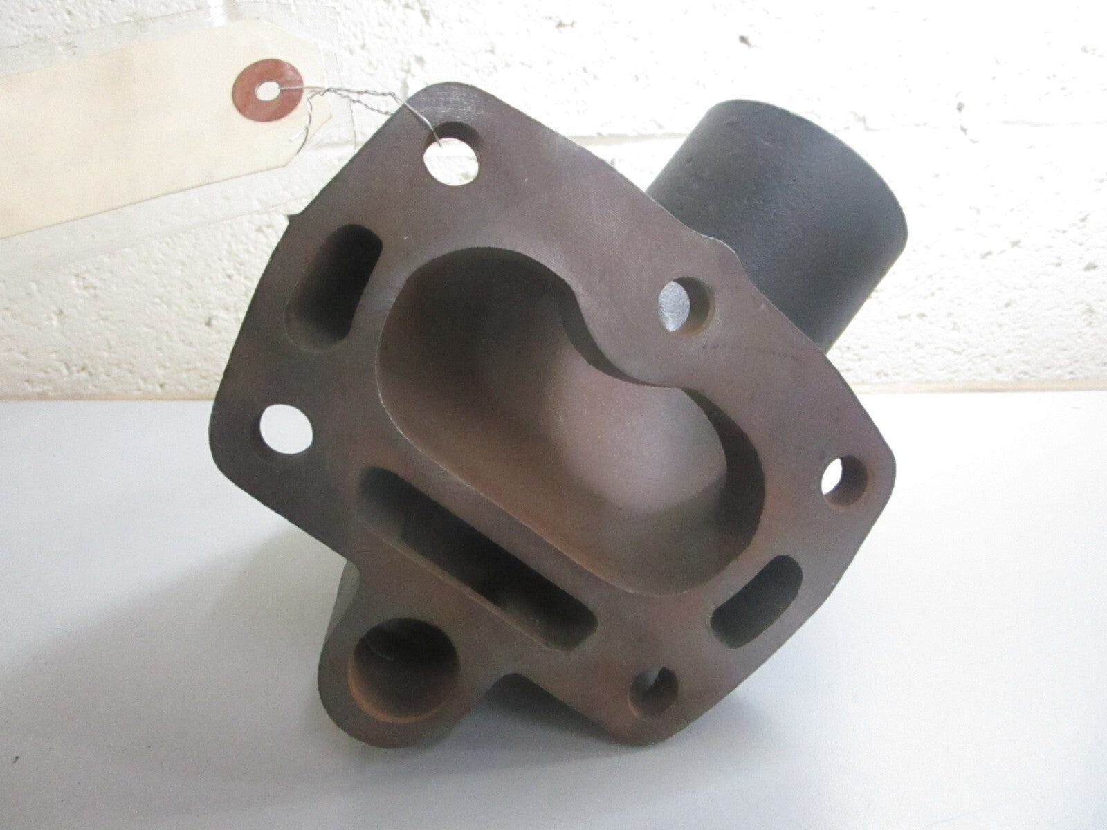 *NEW OEM* 0820 Volvo Penta Exhaust Pipe Elbow 831331