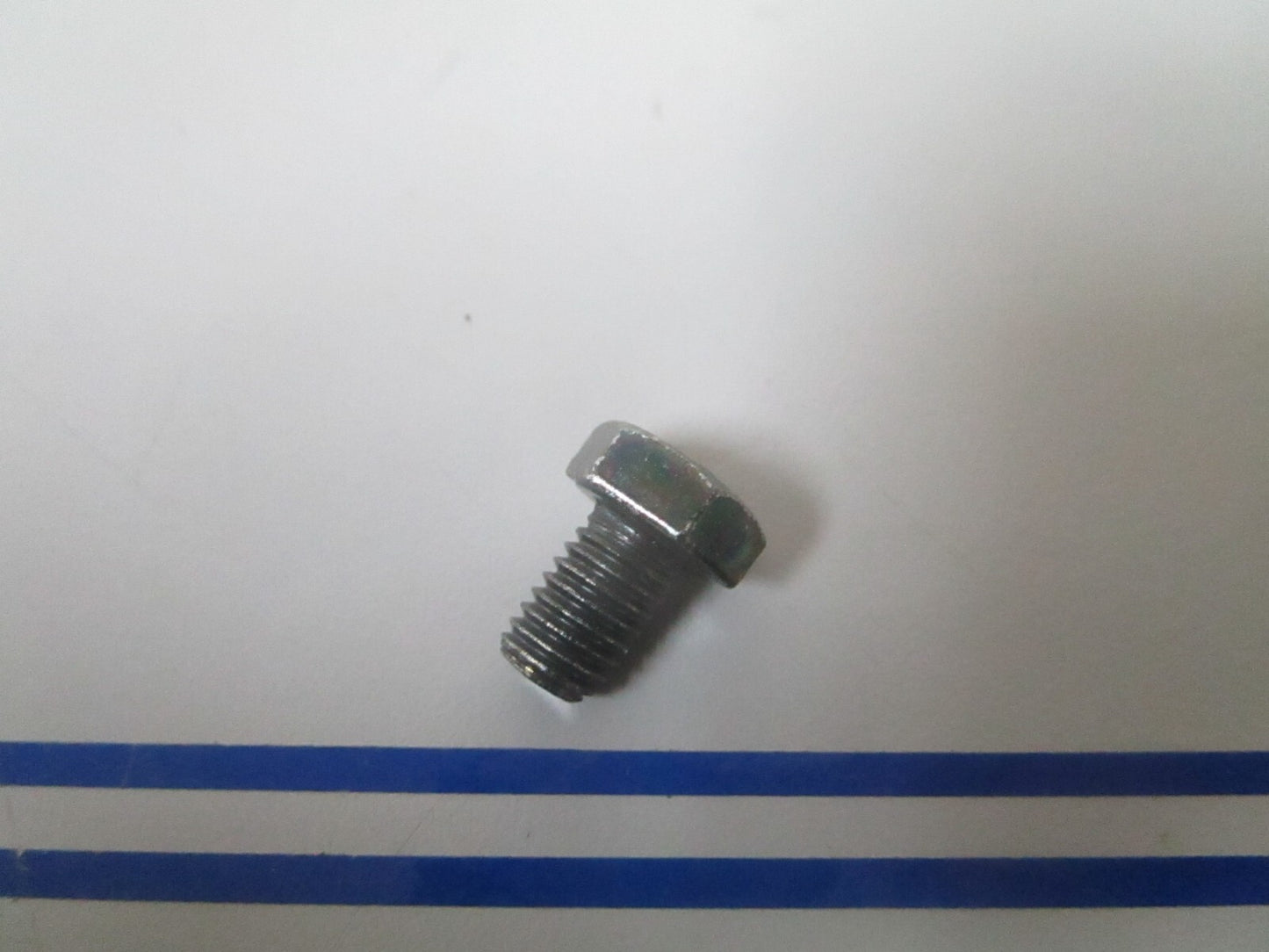 *NEW OEM* 0810 Volvo Penta Hexagon Screw 940199