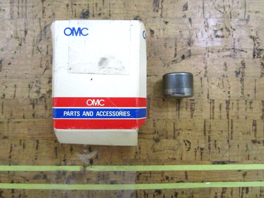 *NEW OEM* 0750 OMC Johnson Evinrude NEEDLE BEARING 389369 0389369