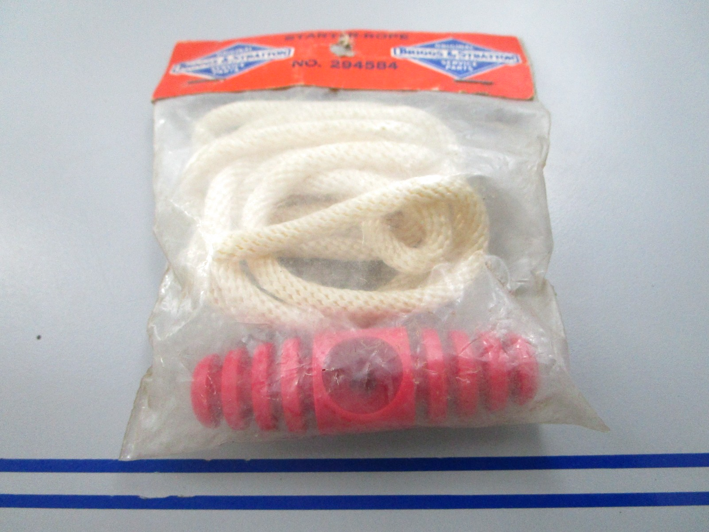 NEW OEM Briggs & Stratton 294584 Starter Rope 0810