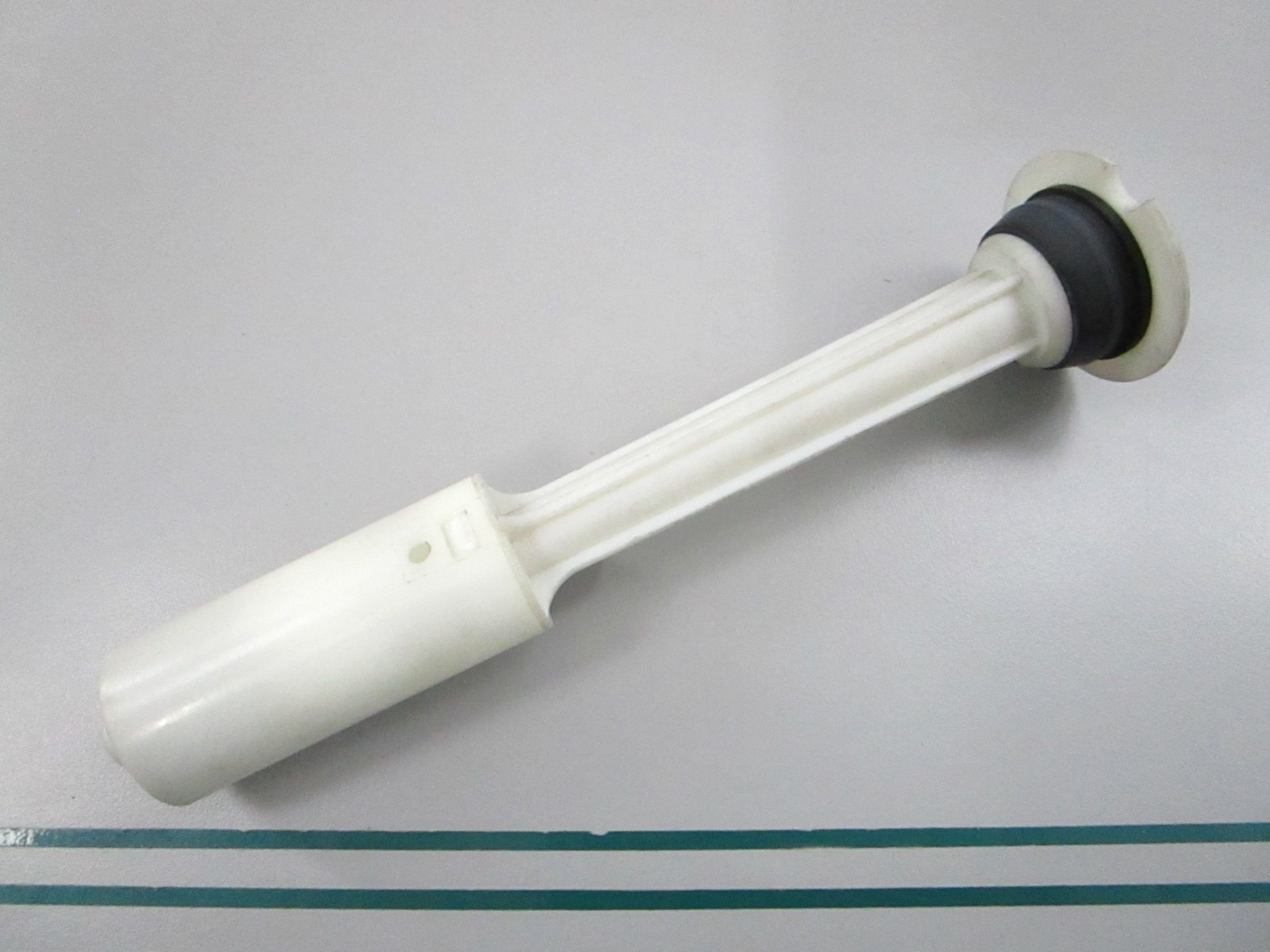 NEW OEM 1405400017 Mercedes-Benz Fluid Level Sensor 0810