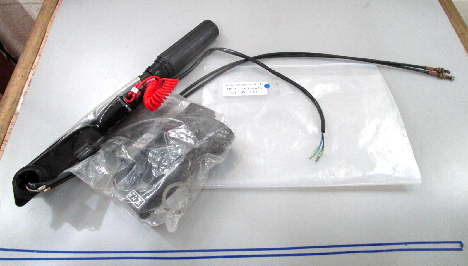 *NEW OEM* 0780 Suzuki DF 25 hp 06' - 14' Tiller Handle Assembly 63111-95J00-0EP