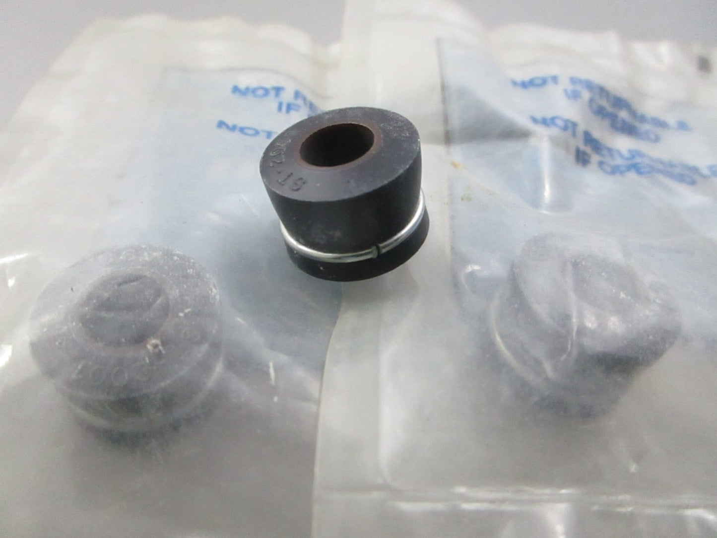 NEW OEM (LOT OF 3) 26-801780 Mercury Quicksilver Seal 0810