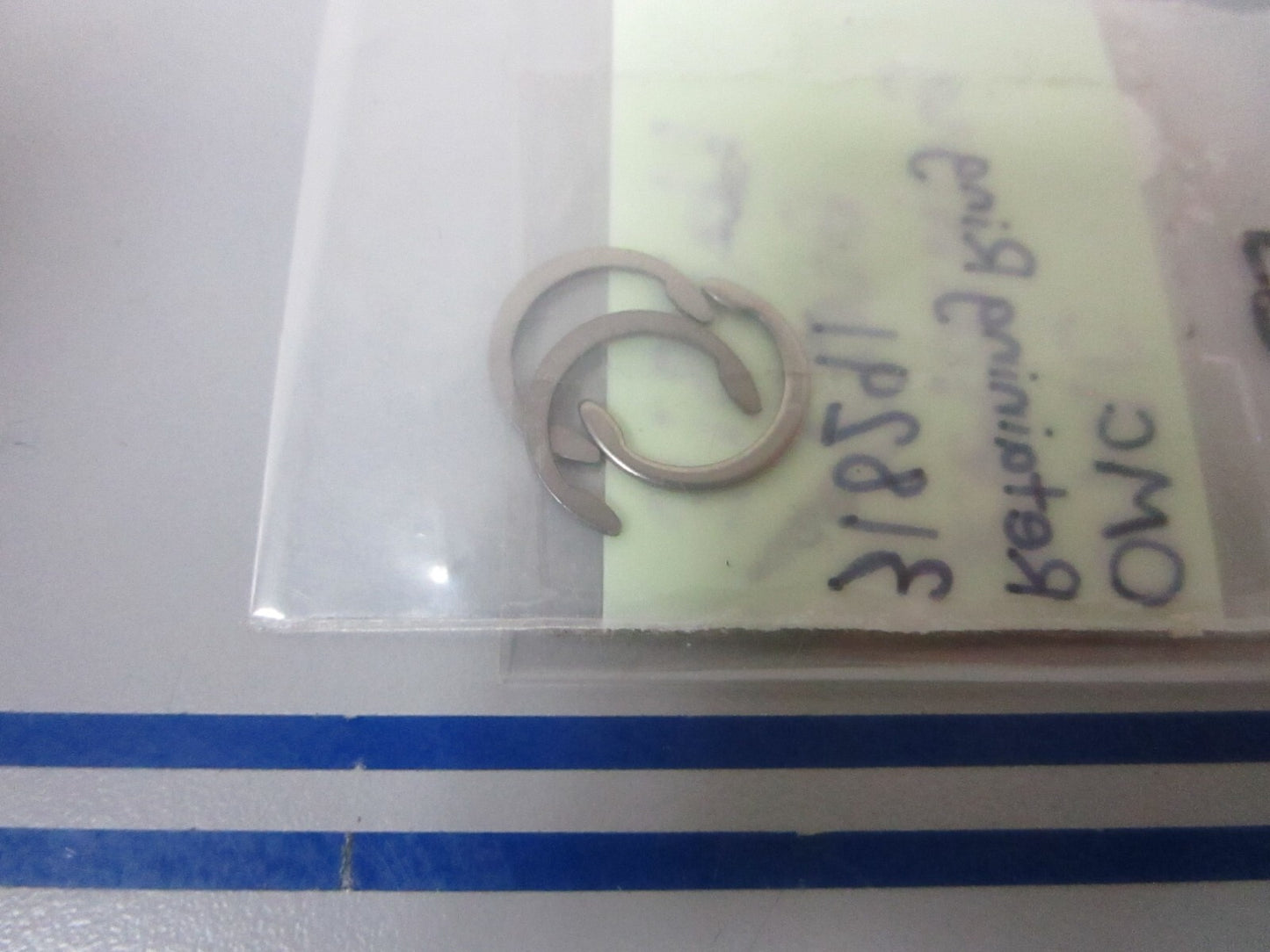 *NEW OEM* (LOT OF 3) 0810 OMC Johnson Evinrude Retaining Ring 318291 0318291