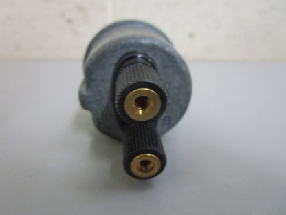 *NEW OEM* 0820 Volvo Penta Oil Pressure Sensor 843231