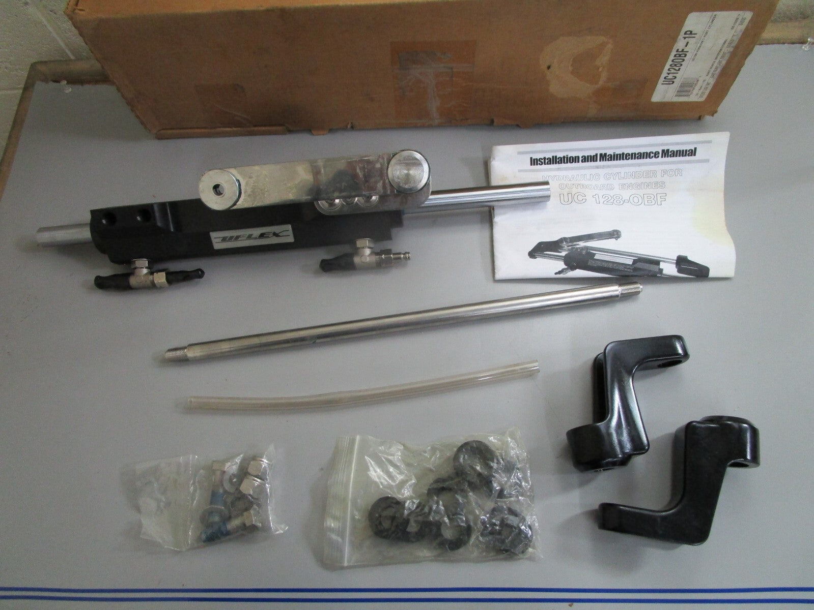 *NEW* 0820 U-Flex Hydraulic Steering Cylinder UC128OBF-1P