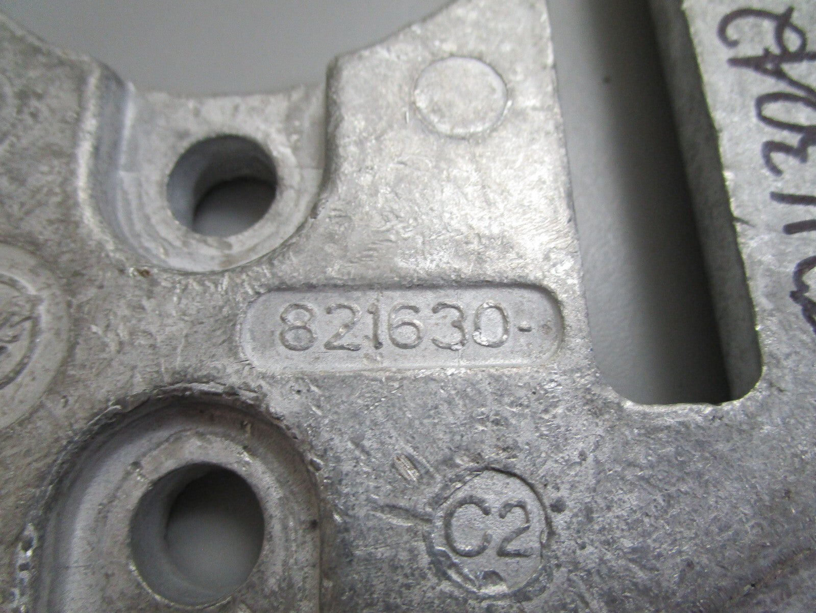 *NEW OEM* 0810 Mercury Quicksilver Anode 821630A2