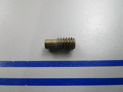 NEW OEM 315321 0315321 OMC Johnson Evinrude 56B Orifice Plug 0810