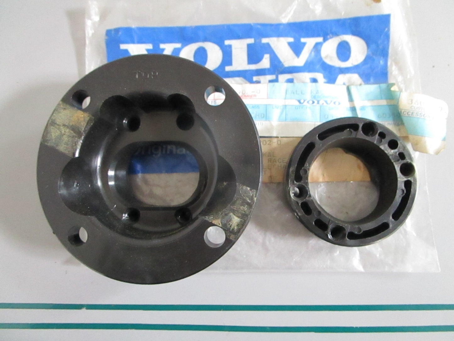 NEW OEM 809902 Volvo Penta Ball Race 0820