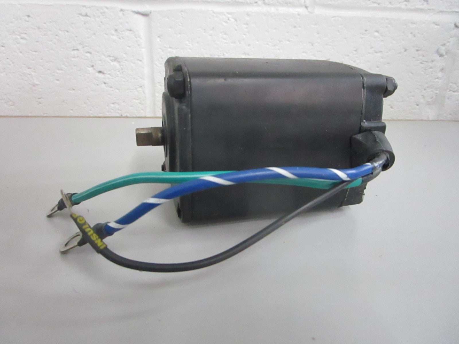 NEW OEM 87828 Mercury Quicksilver Motor 0820