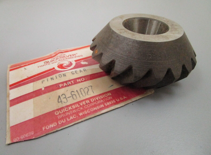 *NEW OEM* 0810 Mercury Quicksilver 20T Pinon Gear 43-61027
