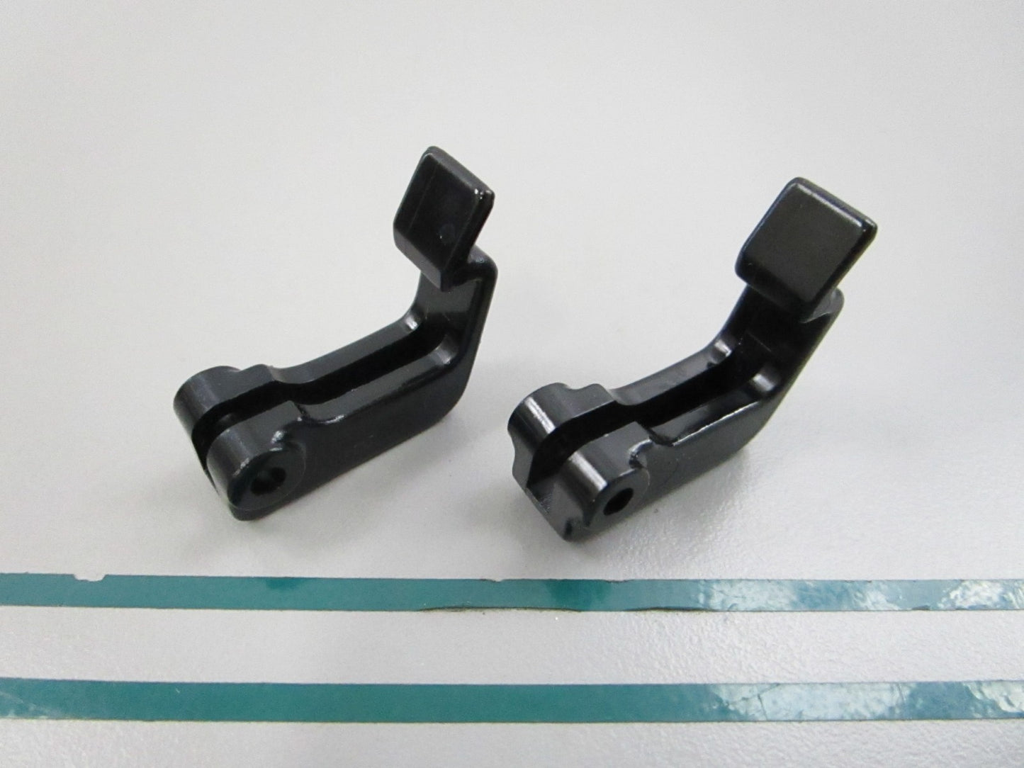 NEW OEM (LOT OF 2) 682-48538-50-00 Yamaha Cable Clamp 0810