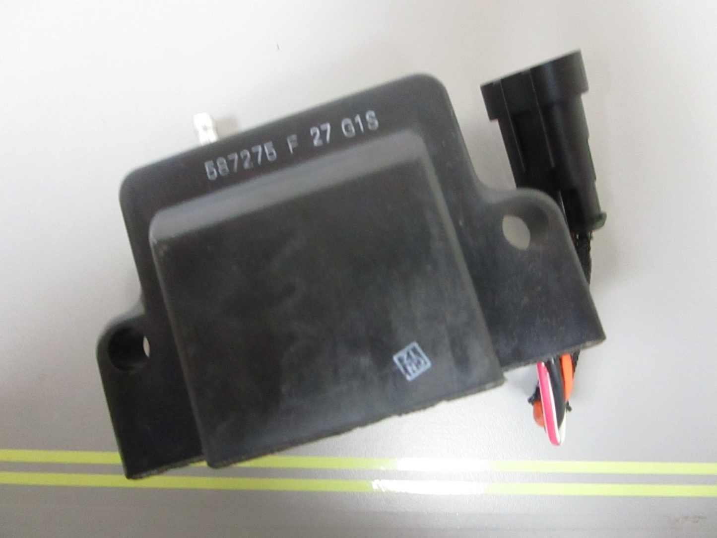 *NEW OEM* 0720 OMC Johnson Evinrude Ignition Coil 587275 0587275