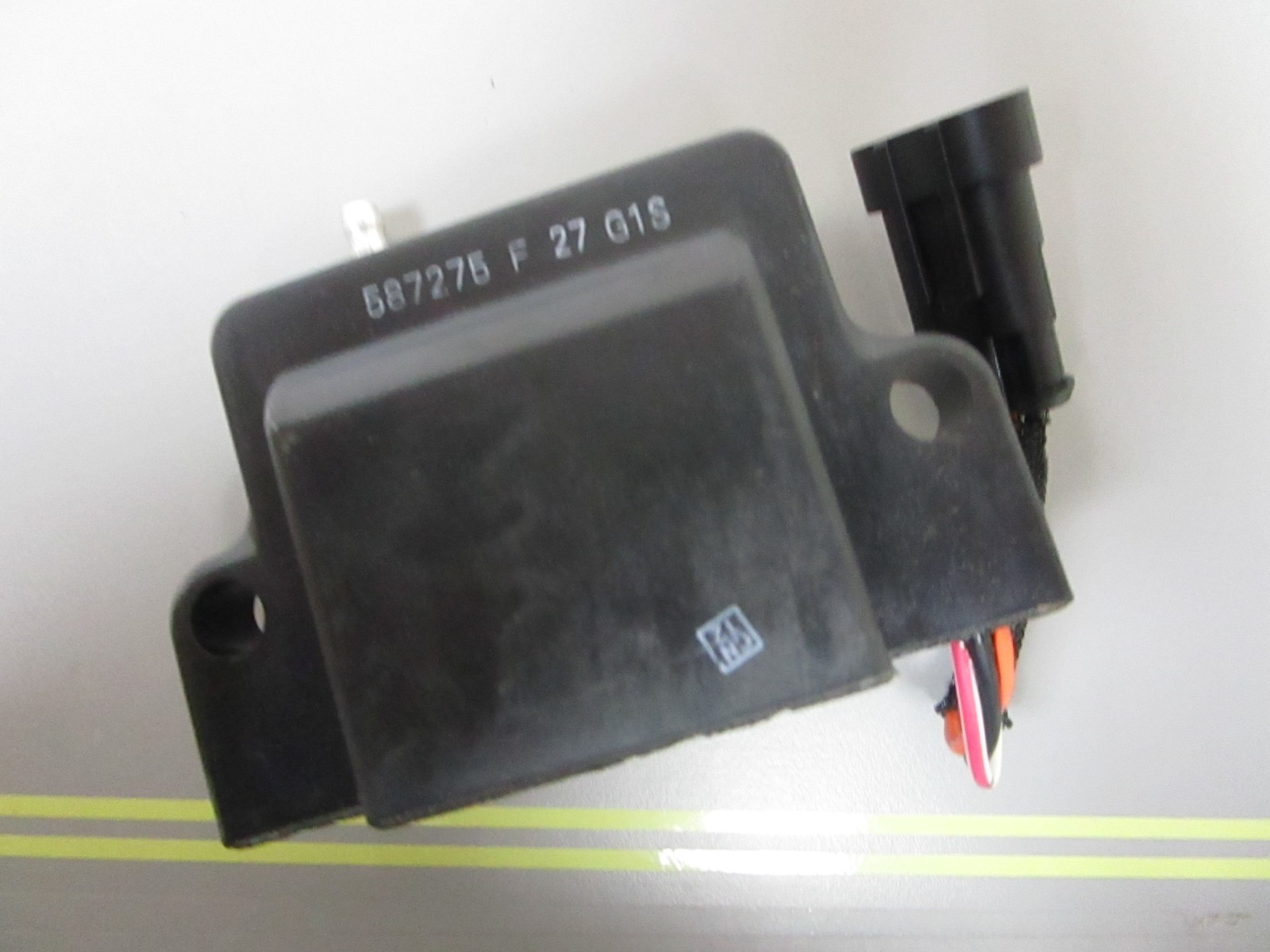 *NEW OEM* 0720 OMC Johnson Evinrude Ignition Coil 587275 0587275