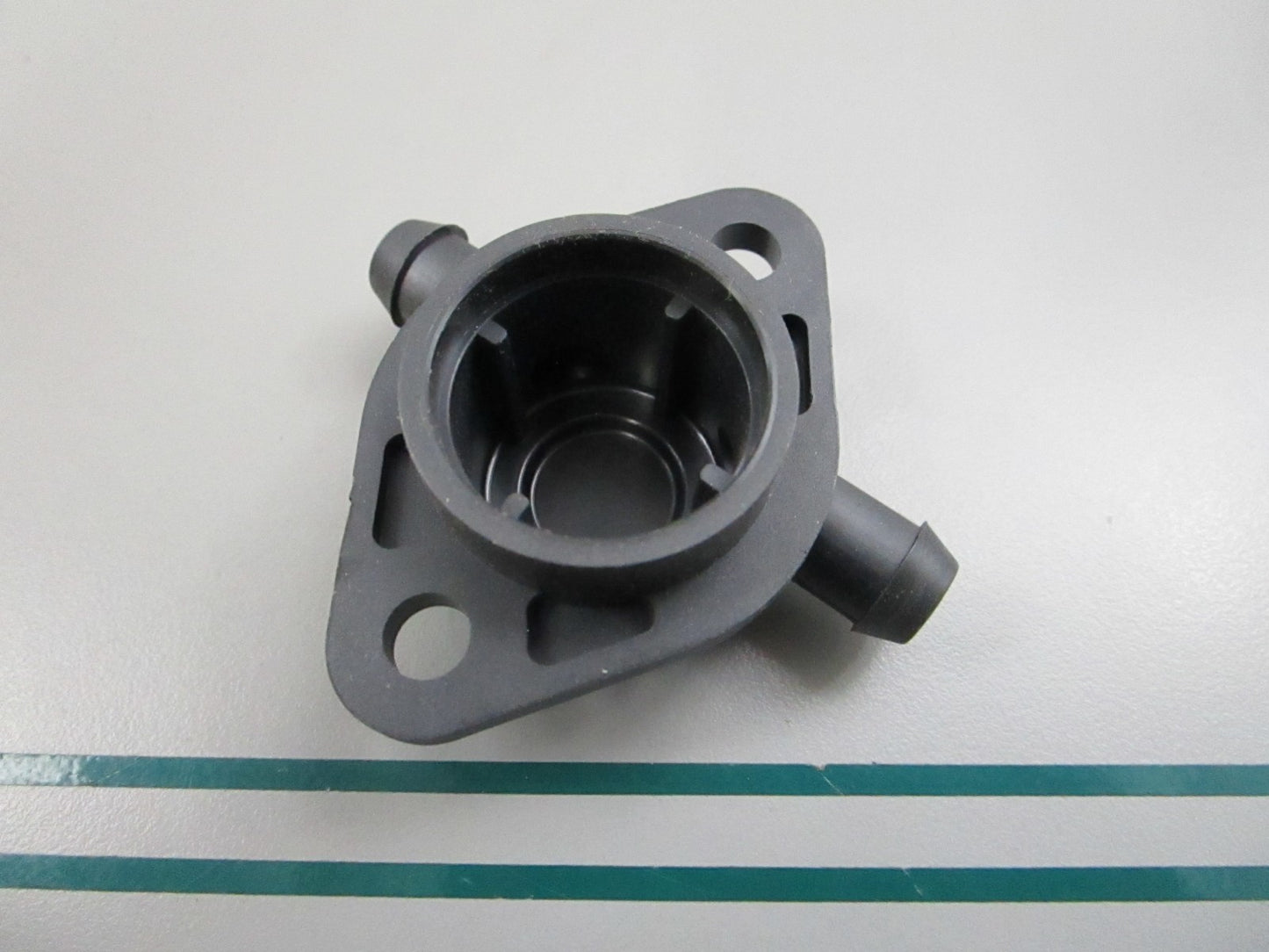 NEW OEM 344969 0344969 OMC Johnson Evinrude Housing 0810