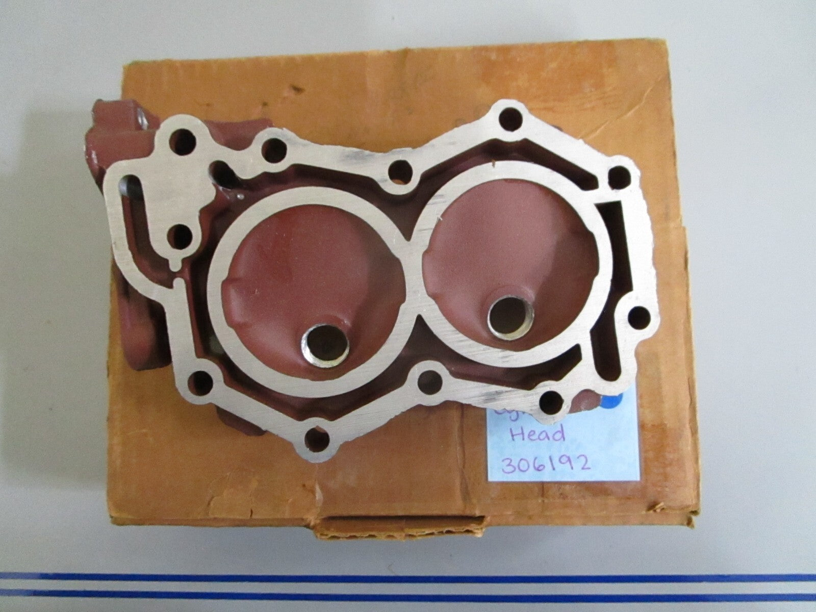 *NEW OEM* 0820 OMC Johnson Evinrude Cylinder Head 306192 0306192