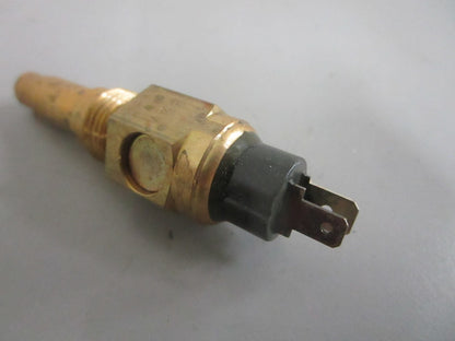 NEW OEM 844080 Volvo Penta Temperature Sensor 0820