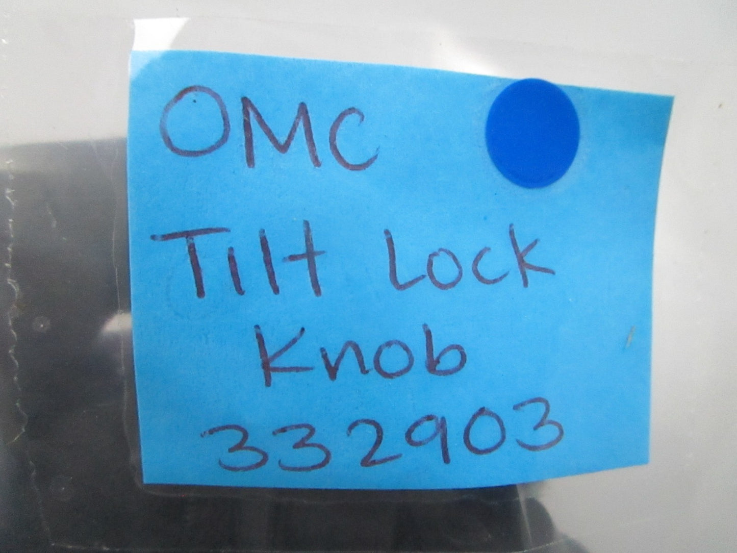*NEW OEM* (LOT OF 2) 0810 OMC Johnson Evinrude Tilt Lock Knob 332903 0332903