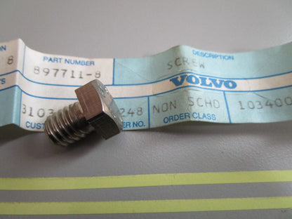 *NEW OEM* 0810 Volvo Penta Screw 897711
