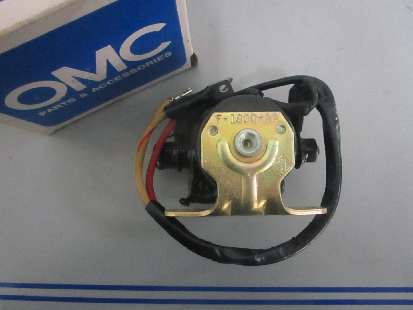 NEW OEM 980424 0980424 OMC Johnson Evinrude Solenoid 0820