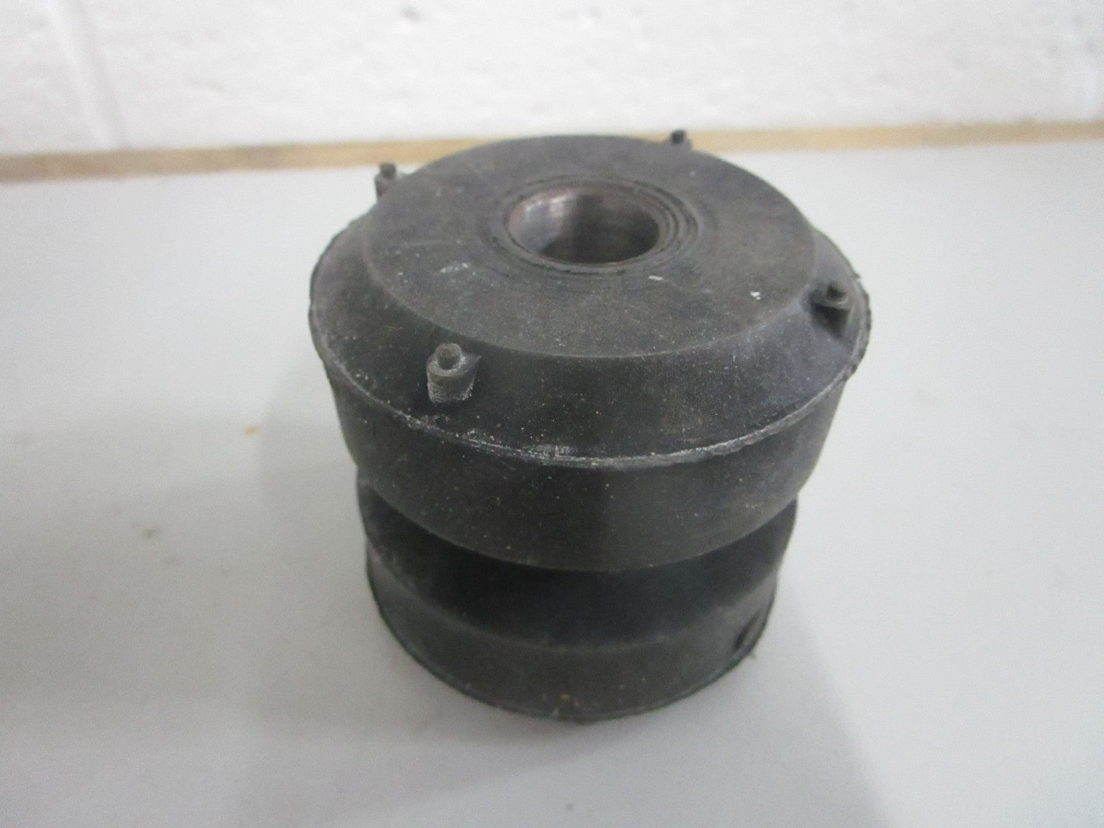 NEW OEM 152-5878 CAT Mount 0820