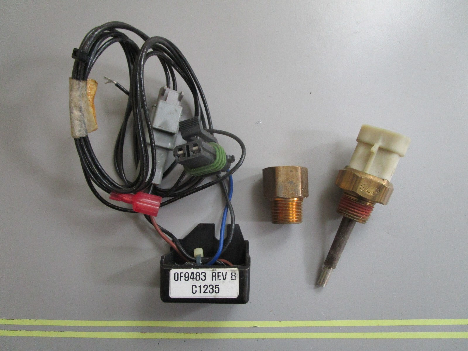 *NEW OEM* 0820 Generac Cool Level Sensor Kit 0G0725A