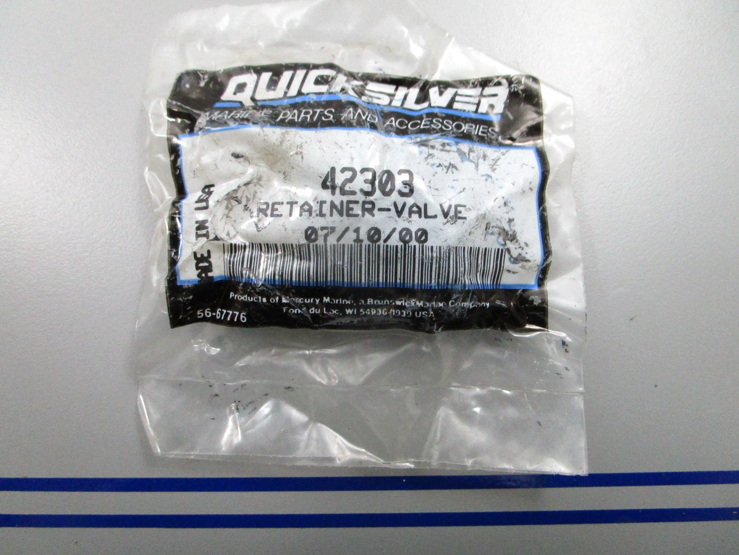 *NEW OEM* 0810 Mercury Quicksilver Valve Retainer 42303