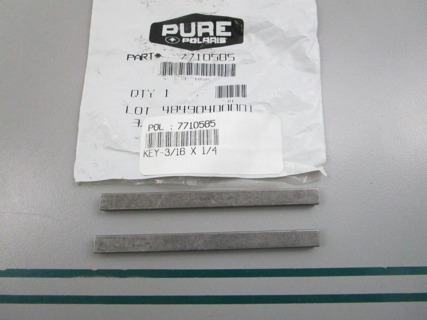 NEW OEM (LOT OF 2) 7710585 Polaris Key  0810