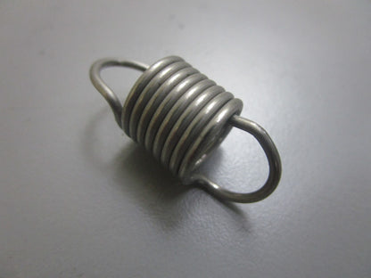 *NEW OEM* 0810 Volvo Penta Spring 832534