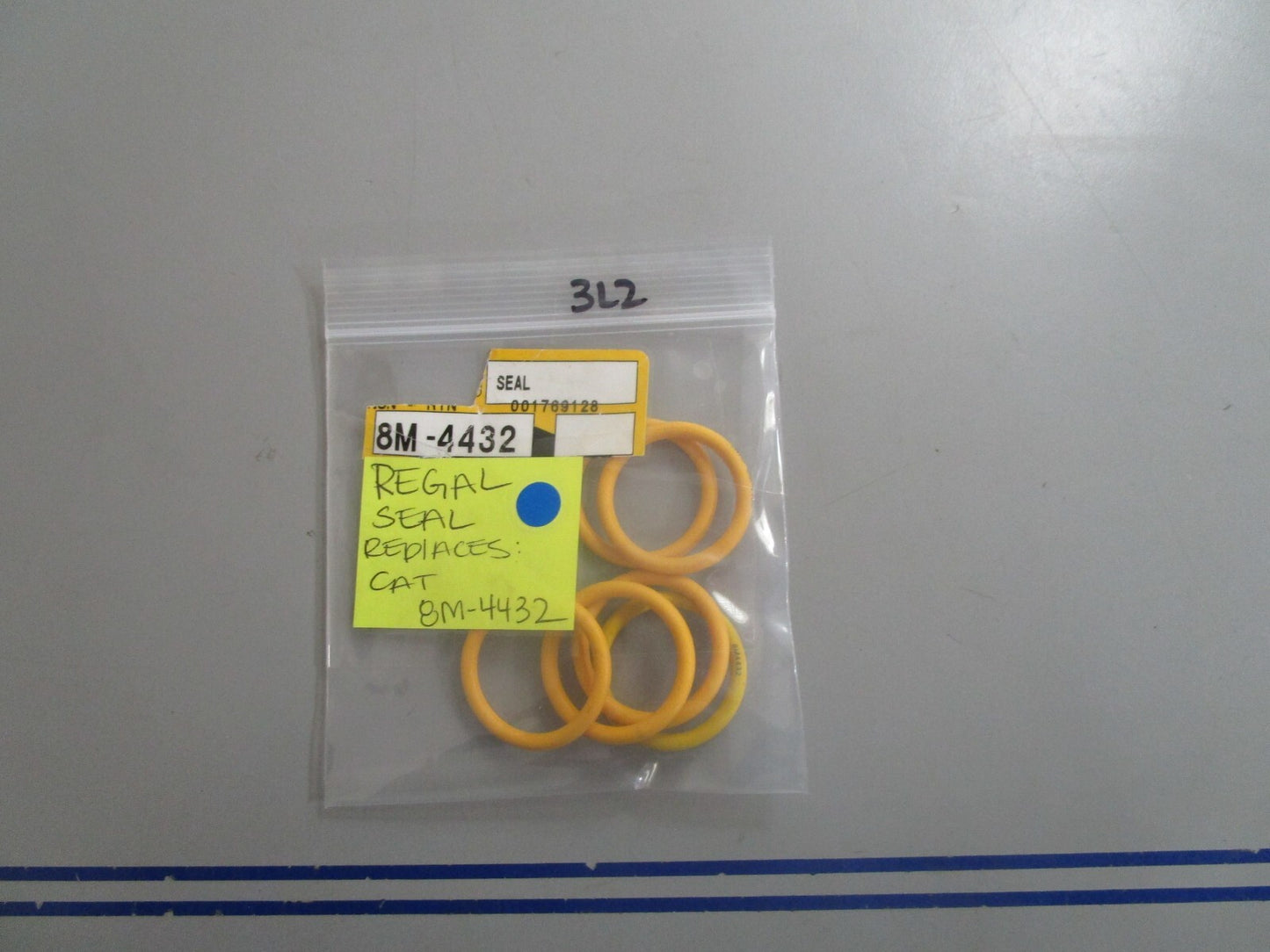 *NEW* (LOT OF 2) 0770 Regal Seal 8M-4432 Replaces: CAT 8M-4432