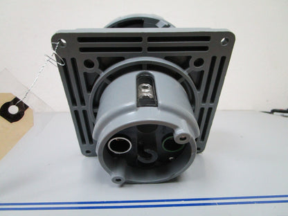*NEW* 0720 Hubbell 125/250 VAC 100amp 4 Pin Inlet Receptacle M4100B12R