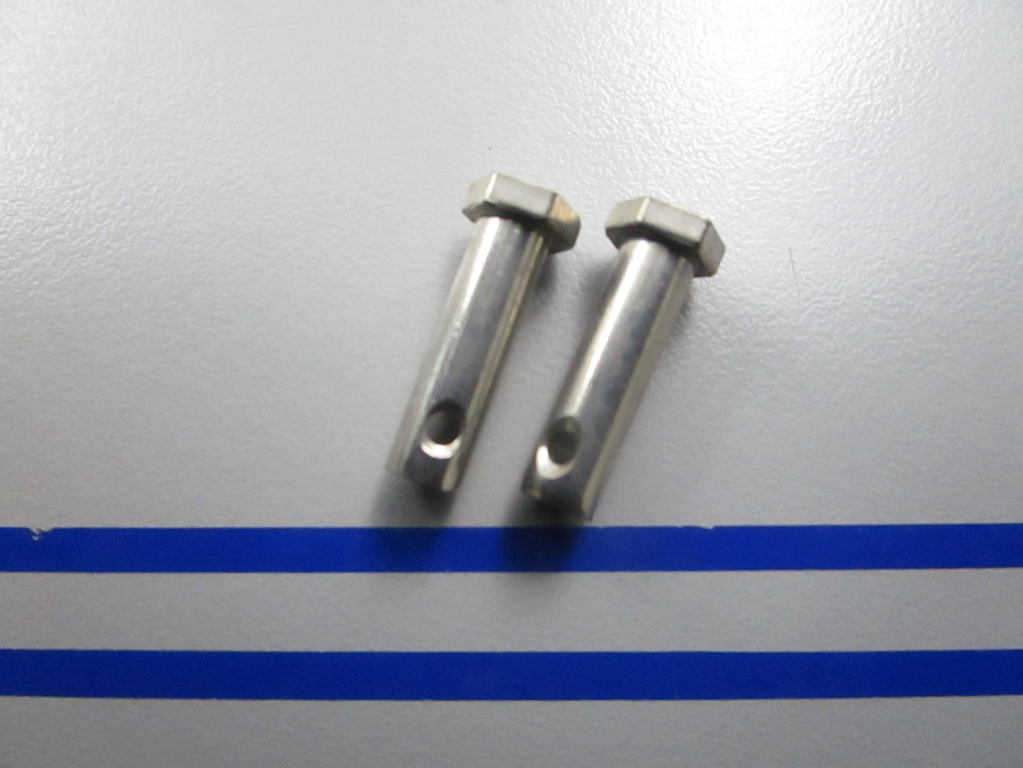 *NEW OEM* (LOT OF 2) 0810 Suzuki Connector Pin 23313-99E01