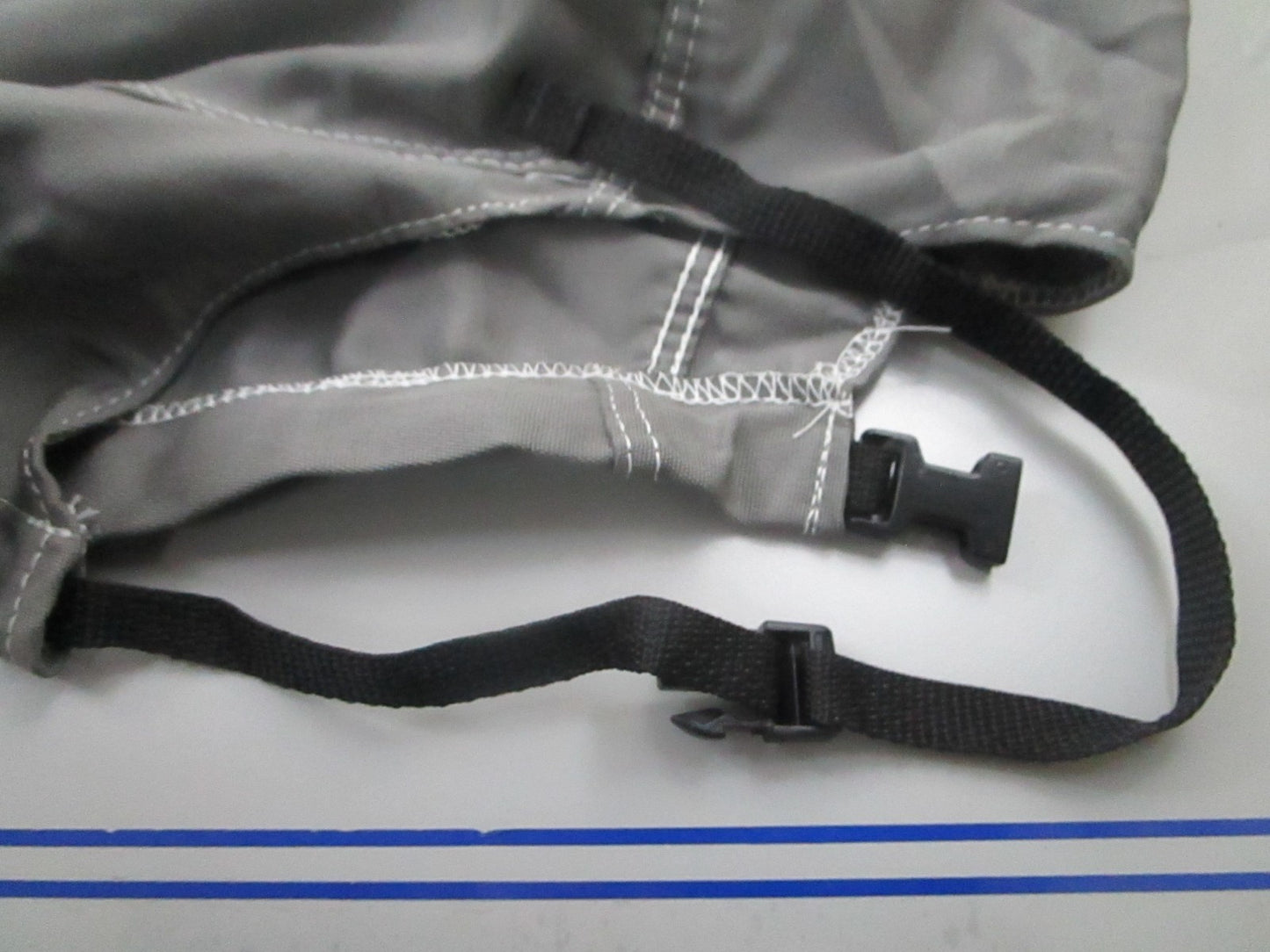 *NEW OEM* 0810 Suzuki DF60-DF70 Engine Cover 99105-65002