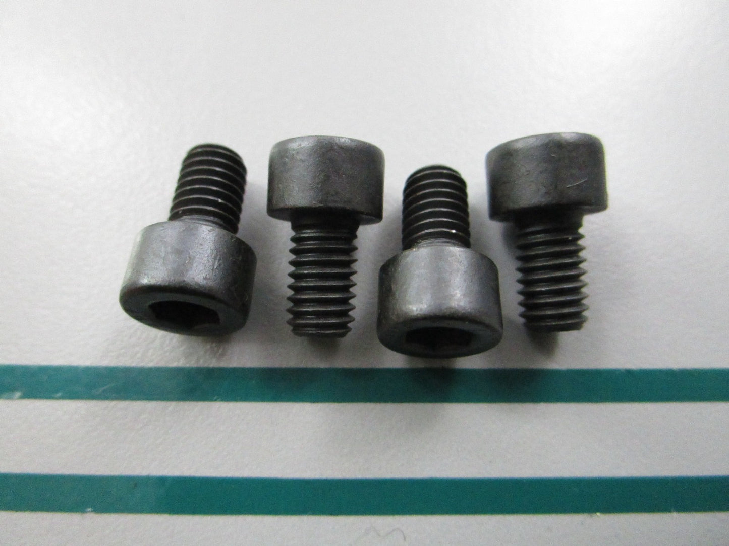 NEW OEM (LOT OF 4) 205061094 Can-Am Socket Screw 0810