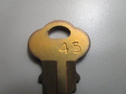 *NEW OEM* 0810 OMC Johnson Evinrude Ignition Key KF45 501550 0501550