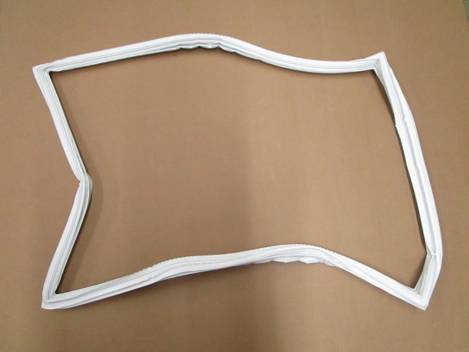 NEW OEM 057355-000 VK057355-000 Viking Freezer Drawer Gasket 0820