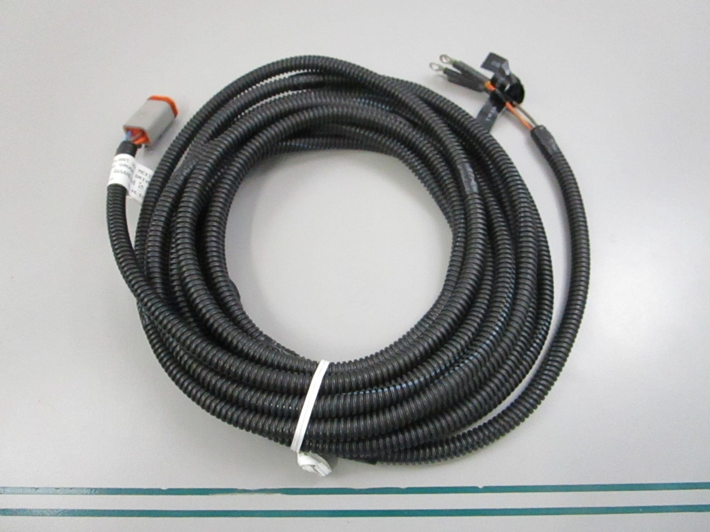 NEW OEM 84-8M2100443 Mercury Quicksilver Harness 0810