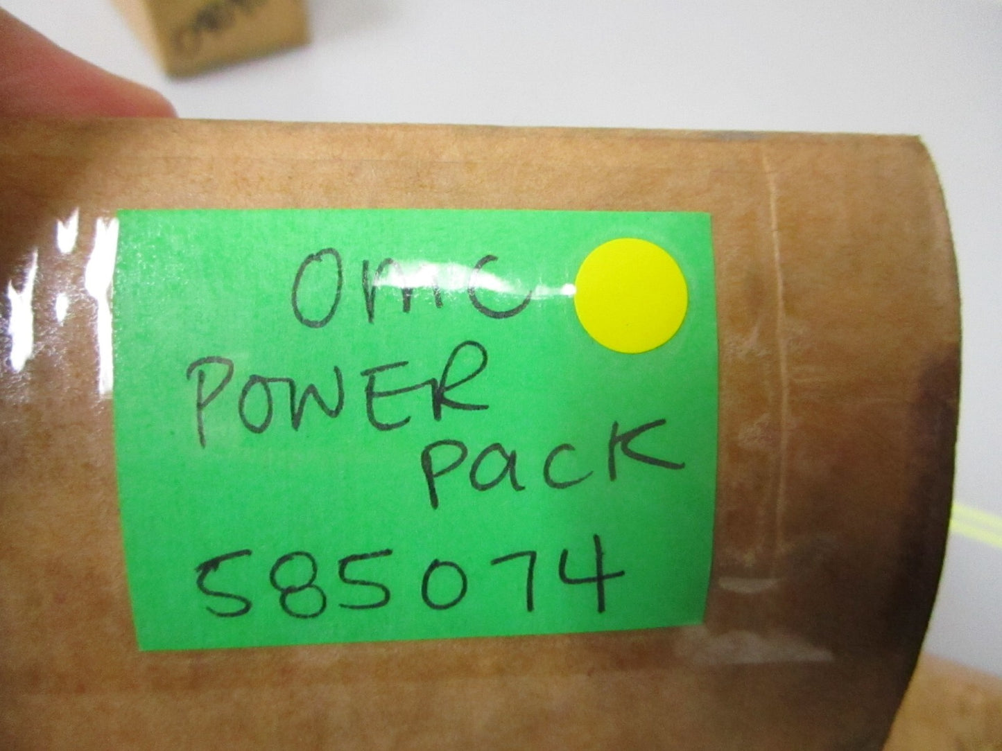 *NEW OEM* 0720 OMC Johnson Evinrude Power Pack 585074 0585074