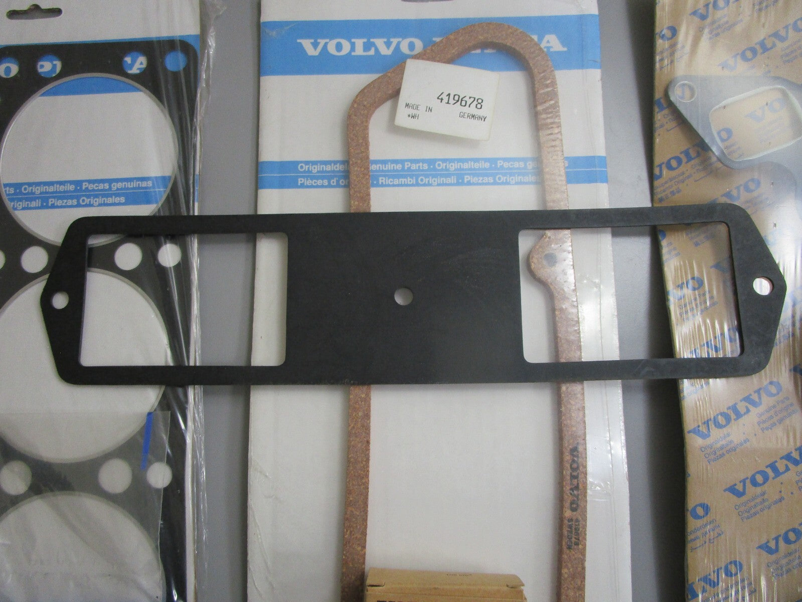 *NEW OEM* 0820 Volvo Penta Head Gasket Set 876356