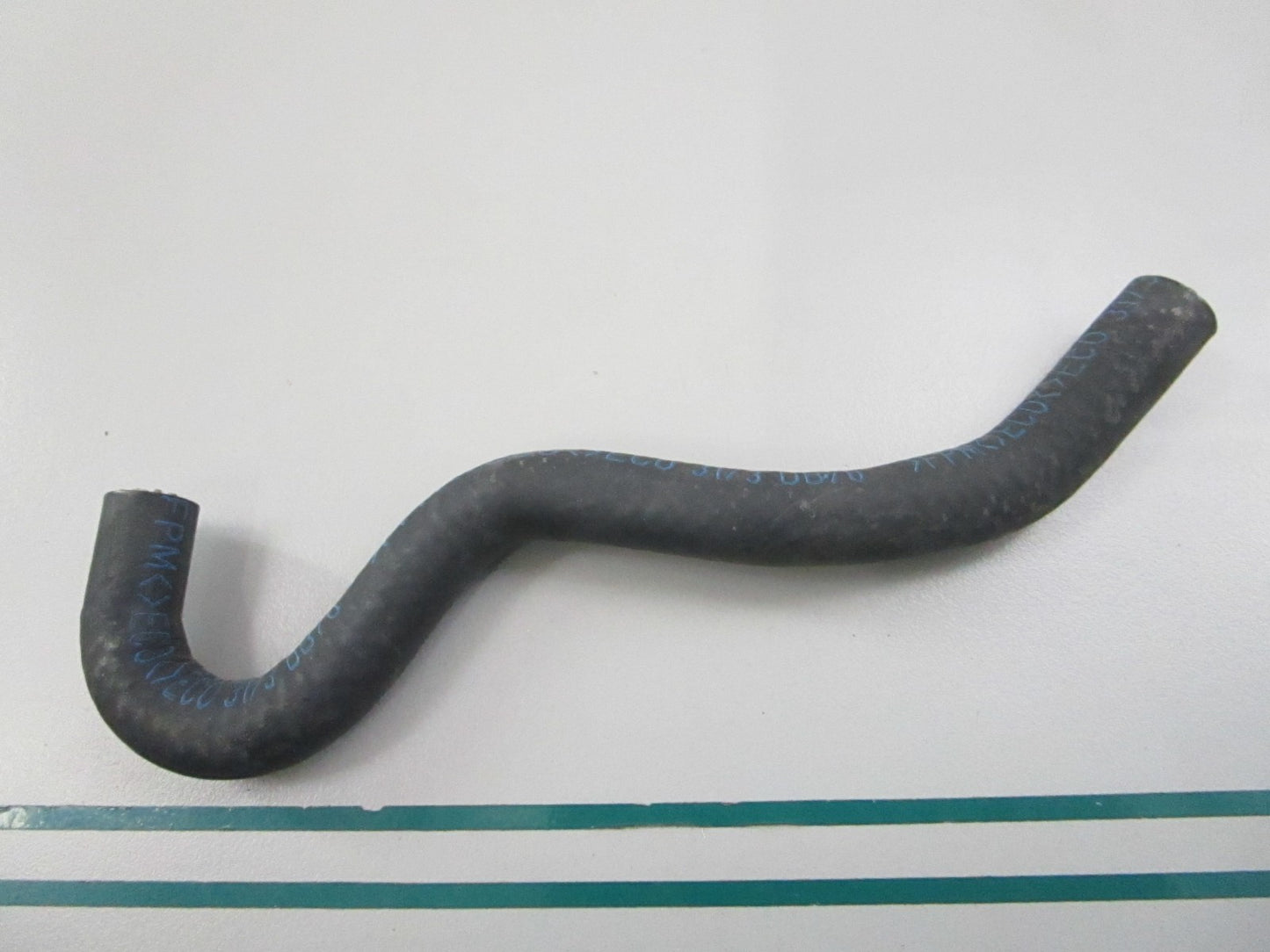 NEW OEM 1704769926 Mercedes-Benz Hose 0810
