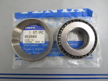 *NEW OEM* 0820 Volvo Penta Roller Bearing 853949